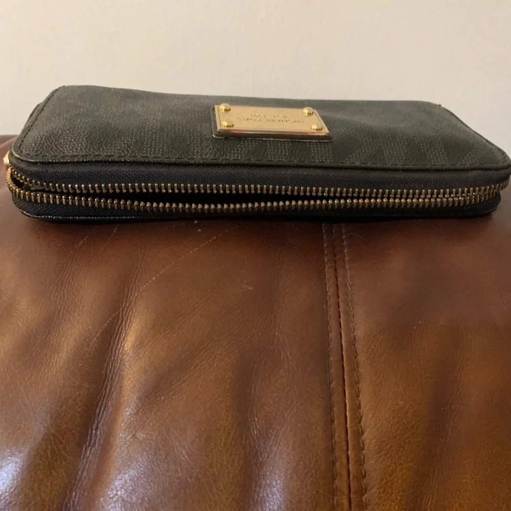 Michael Kors Black Leather Wallet